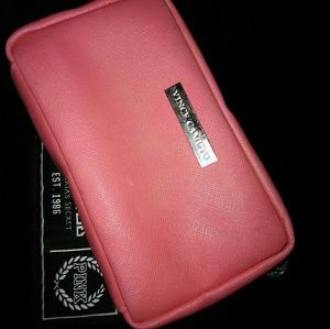 Vince Camuto Makeup bag